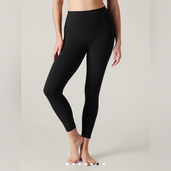 Athleta Keys Transcend Tight // Black - Picture 5 of 7